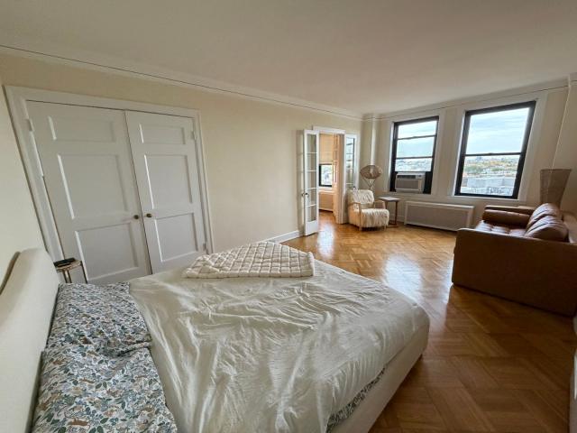 Condo for sale in Mid-North District, Chicago