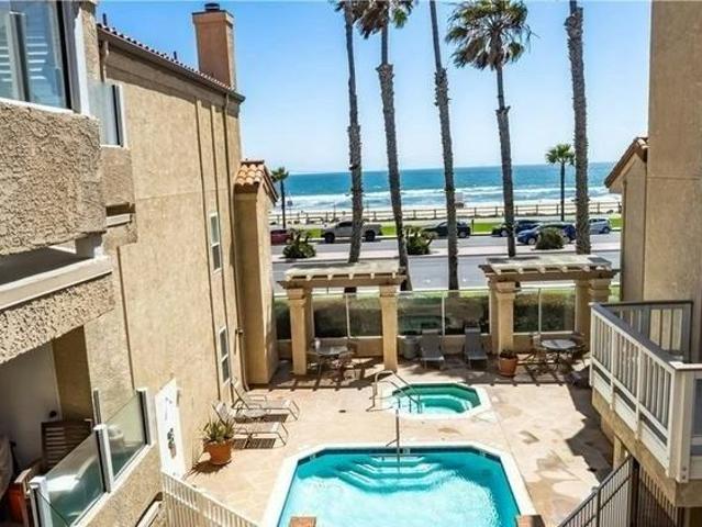 Condo for rent in Huntington Beach, California
