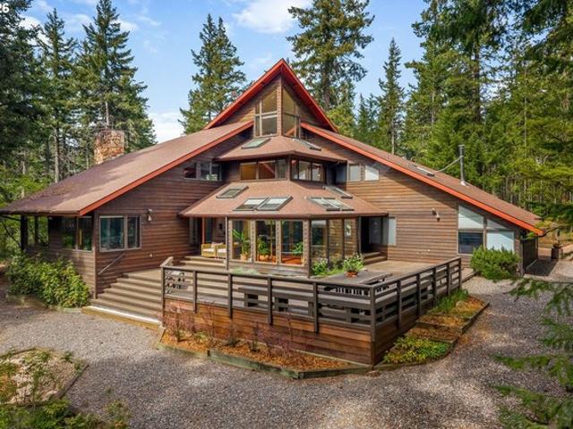 House for sale in Mosier, Wasco County
