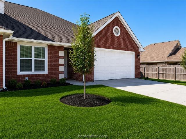 Townhouse for sale in Bryan, Texas