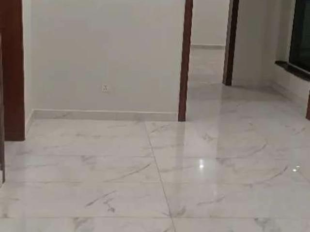 Commercial for rent in Faisalabad, Islamabad Capital Territory