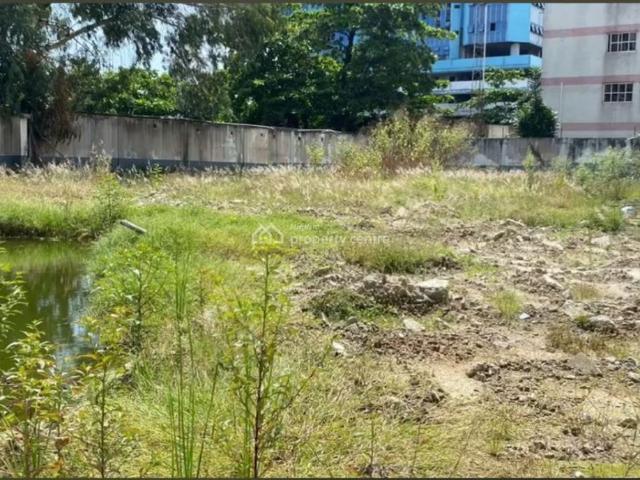 Commercial for sale in Eti Osa, Abuja