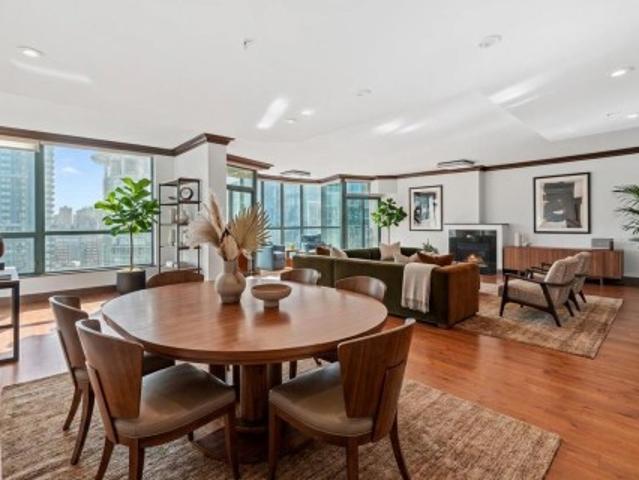 Property for sale in Coal Harbour, Vancouver