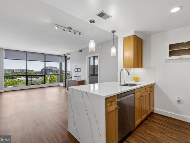 Condo for sale in Virginia