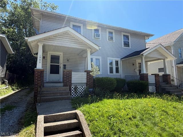 House for sale in Summit, Ohio