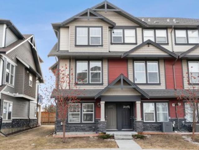 Townhouse for sale in Airdrie, Alberta