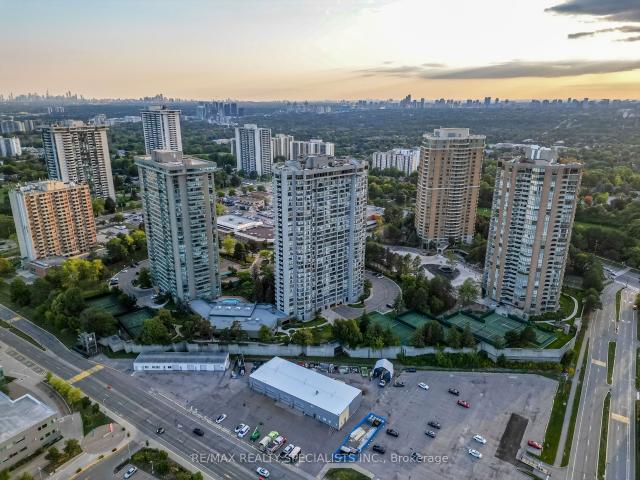 Condo for sale in Woburn, Ontario