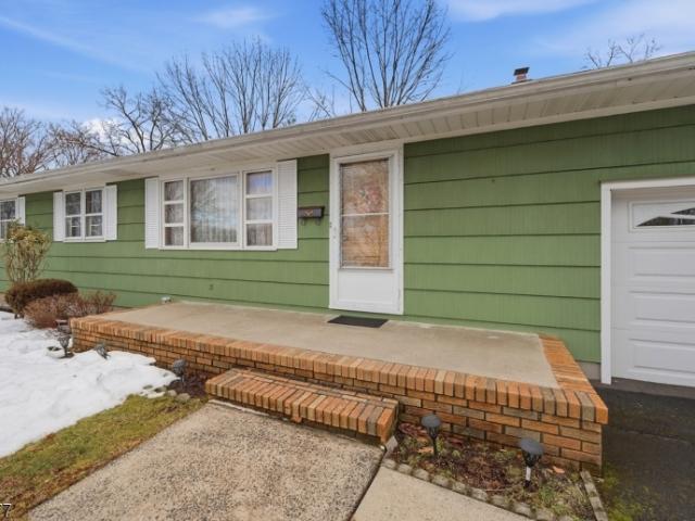House for sale in Manville, New Jersey