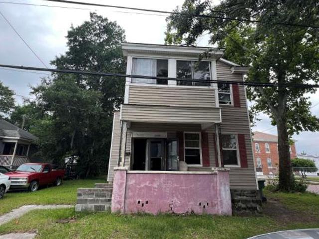 House for sale in Savannah, Georgia