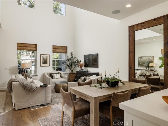 Condo for sale in Corona Del Mar, California