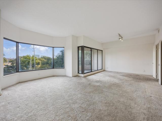 Condo for sale in Harris, Texas