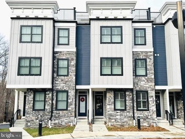 Townhouse for sale in Dresher, Pennsylvania