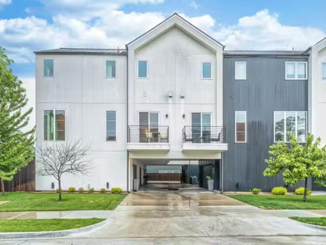 Condo for sale in Dallas Condo for sale in Dallas