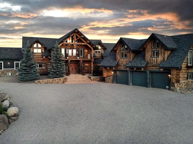 House for sale in Chromo, Colorado
