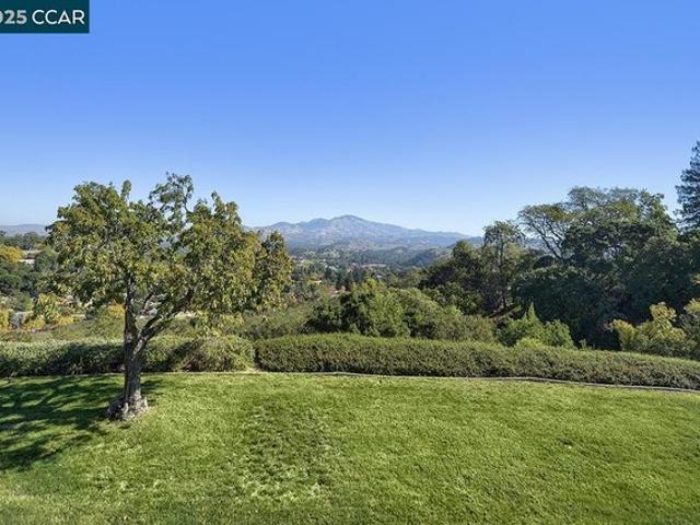 Condo for sale in Walnut Creek, Contra Costa County
