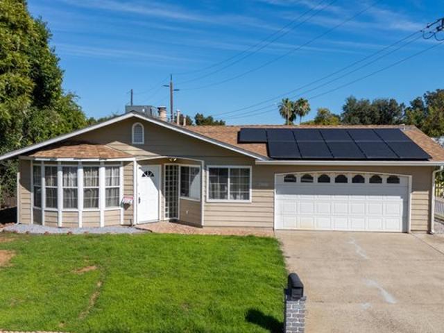 House for sale in Anderson, Shasta County