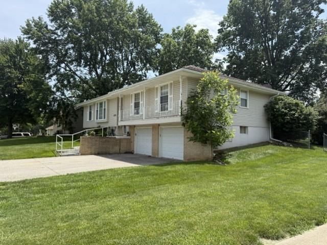 House for sale in Harrisonville, Missouri