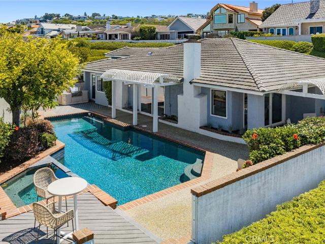 House for sale in Corona Del Mar, California