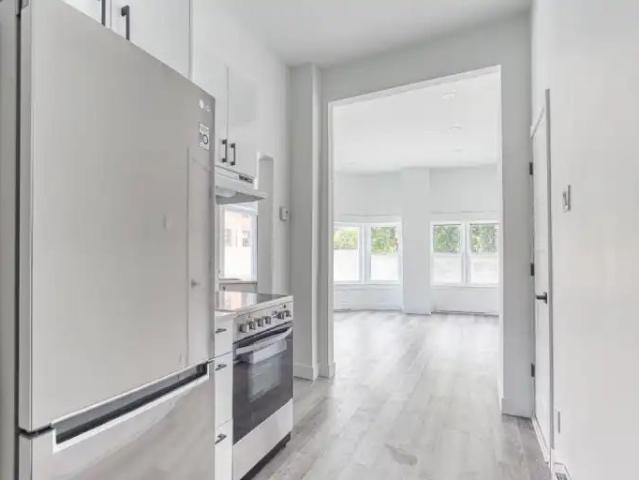 Apartment for rent in St. Leonard's, Quebec