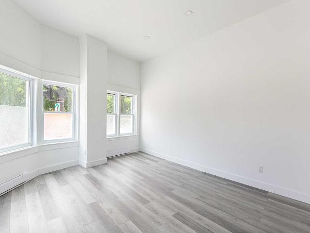 Apartment for rent in St. Leonard's, Quebec