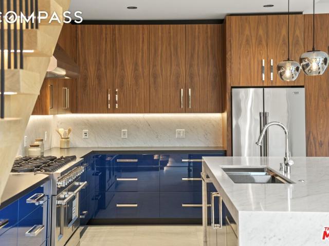 Condo for sale in Santa Monica, California