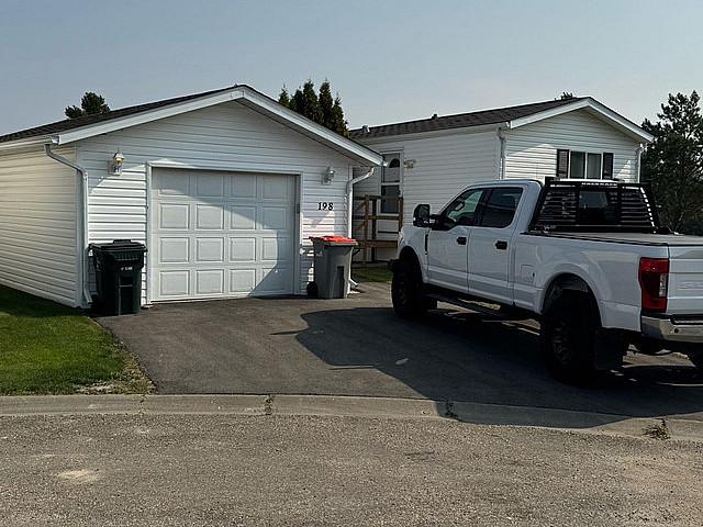 House for sale in Wedgewood, Alberta