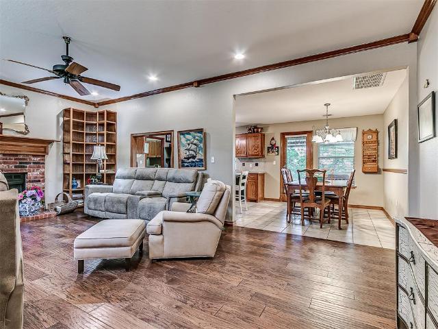 House for sale in Nicoma Park, Oklahoma