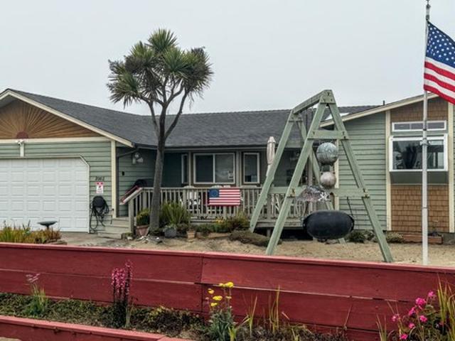 House for sale in Oregonia