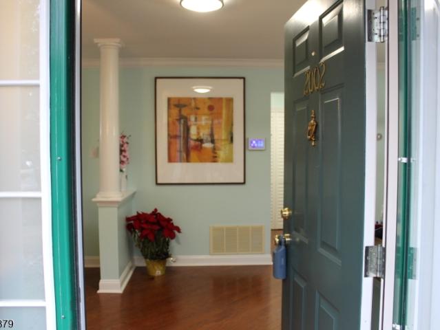 Townhouse for sale in Neshanic Station, New Jersey