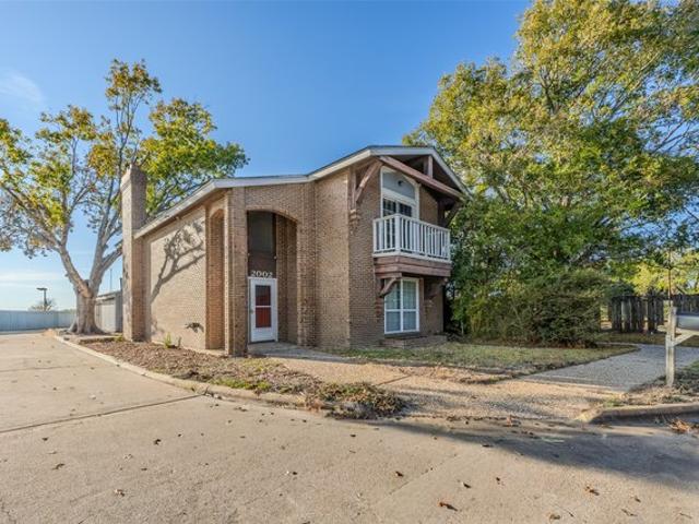 Townhouse for sale in Brenham, Texas