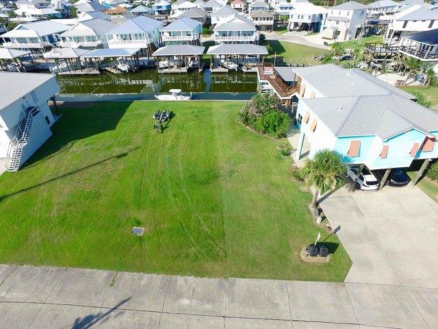 Land for sale in Grand Isle, Louisiana