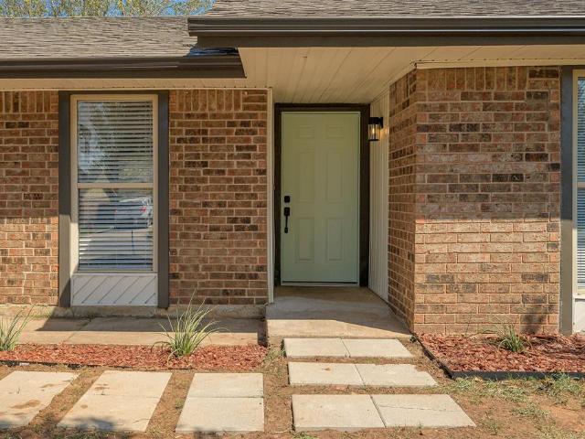 House for sale in Harrah, Oklahoma
