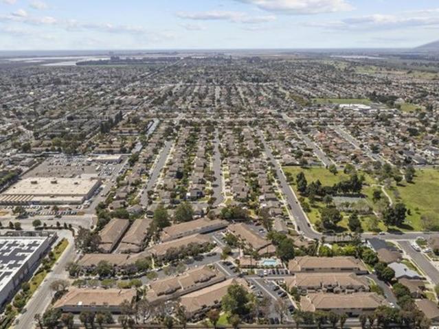 Townhouse for sale in Oxnard, California