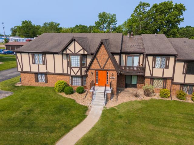 Condo for sale in Mclean, Illinois
