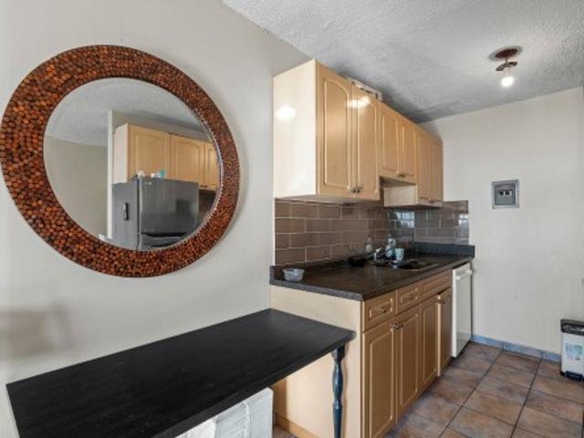 Condo for sale in Garneau, Edmonton