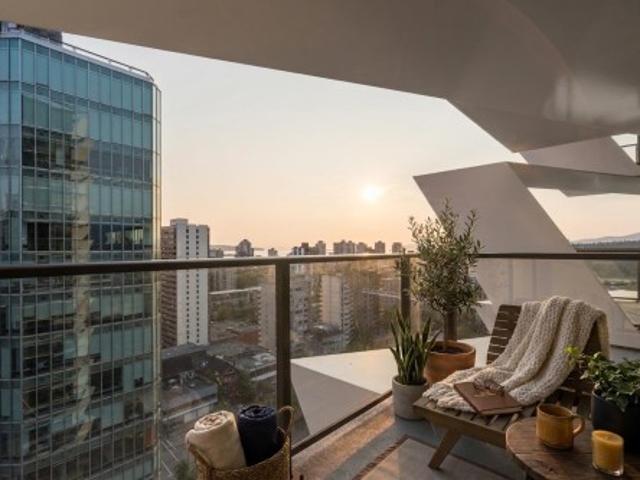 Property for sale in Coal Harbour, Vancouver