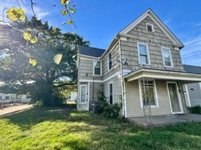 House for sale in Davenport, Scott County