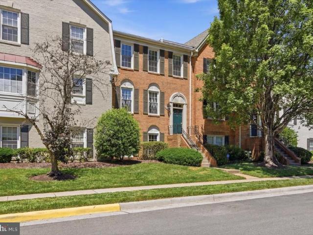 Townhouse for sale in Virginia
