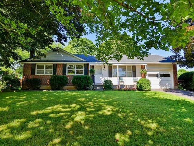House for sale in Easton, Pennsylvania