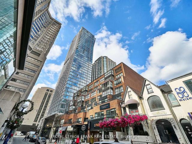 Condo for sale in Woburn, Ontario
