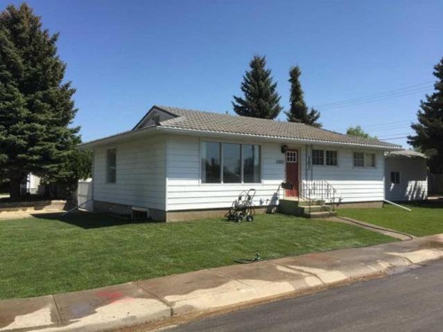 House for rent in Lethbridge, Alberta