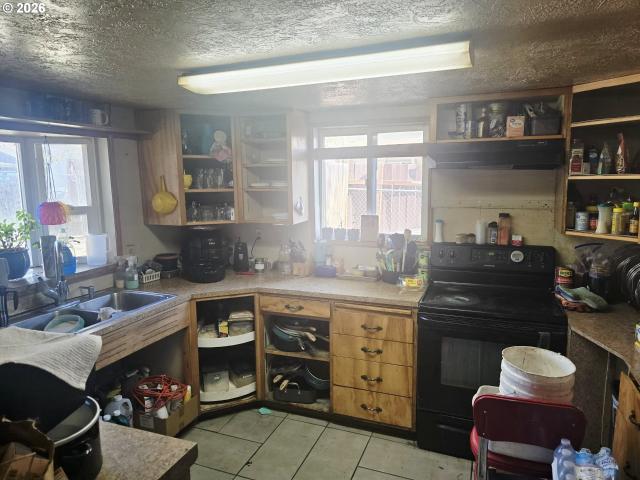 House for sale in La Grande, Union County
