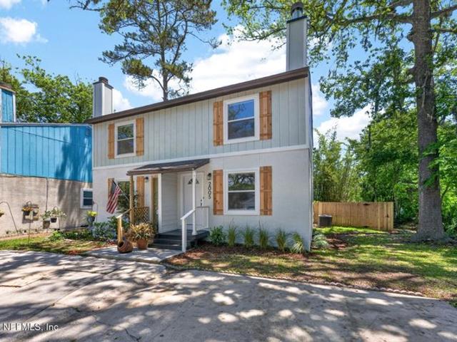 Townhouse for sale in Neptune Beach, Florida