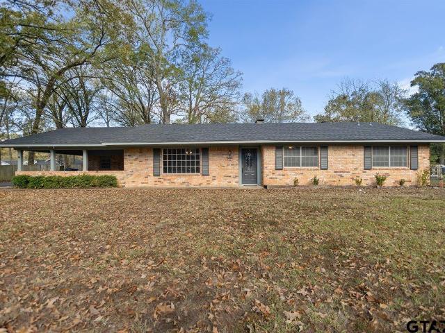House for sale in Titus, Texas