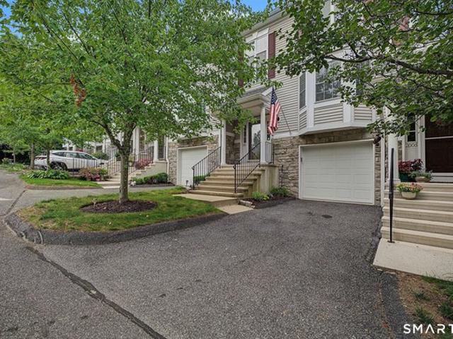 Townhouse for sale in Danbury, Connecticut