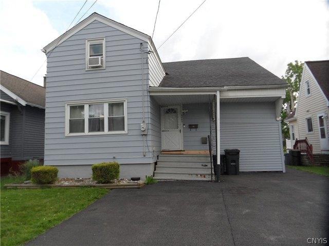 House for sale in Oneida, New York