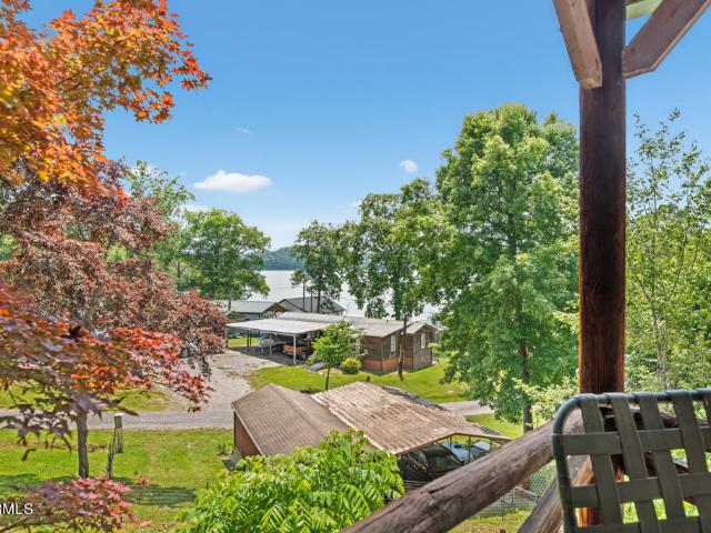 House for sale in Douglas Estates, Dandridge