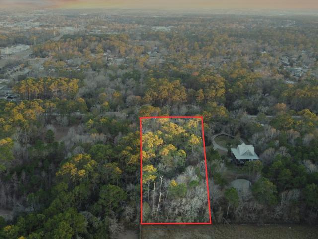 Land for sale in Dickinson, Texas