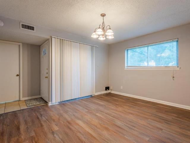 Townhouse for sale in Garland, Texas