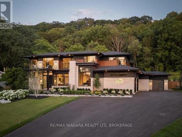 House for sale in Niagara, Ontario